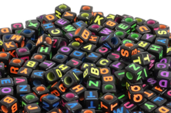 Black Alphabet Cube Beads - 280 Beads - 2 - Alphabet Beads - 10doigts.com - Alphabet Beads - 10doigts.fr