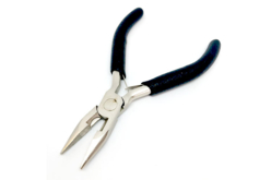 pince coupante et bouts plats - Bijoux en fil alu - Techniques de Bijoux - 10doigts.fr