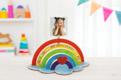 Wooden Rainbow Photo Holder - 2 - Decorative Photo Frames - 10doigts.com - Decorative Photo Frames - 10doigts.fr