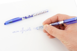 stylo bleu effacable - Écriture : l'art de tracer, de rédiger et de créer - 10doigts.fr - 2