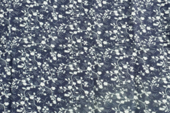 tissu coton fleurs bleues marine - Coupons de tissus - 10doigts.fr - 2