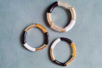 pulsera perlas curvas negro y oro - Abalorios Acrílicos – 10doigts.fr