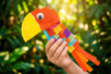 DIY loro actividad fácil para niños - Actividades manuales animales: nuestras ideas creativas para los niños – 10doigts.fr