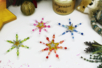 Snowflake Beads - 3 - Kids Crafts Winter - 10doigts.com - Kids Crafts Winter – 10doigts.fr