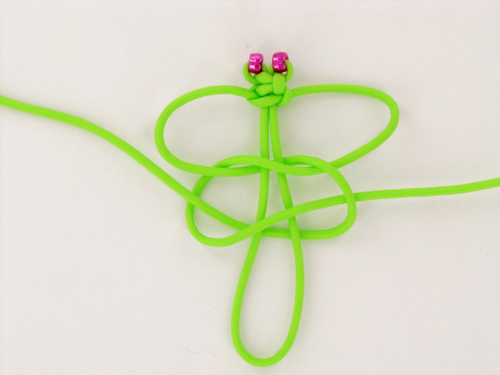 Dragonfly Keychain in Paracord