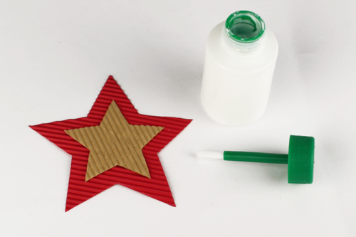 Estrellas de Navidad en cartón ondulado