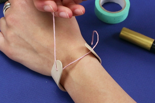 Pulseras con palitos de helado