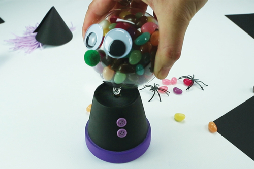 Bruja dispensadora de caramelos