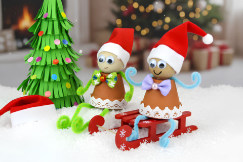 Christmas Elves with Terracotta Pots