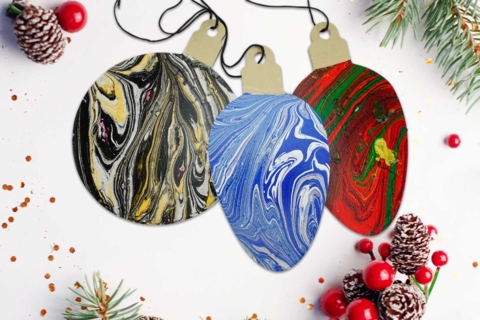 Suspensiones de Navidad en marbling
