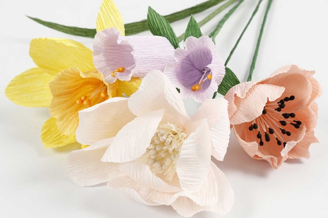 100 estambres de flores - Blanc - Fleurs en papier crépon : créez des bouquets éternels - 10doigts.fr