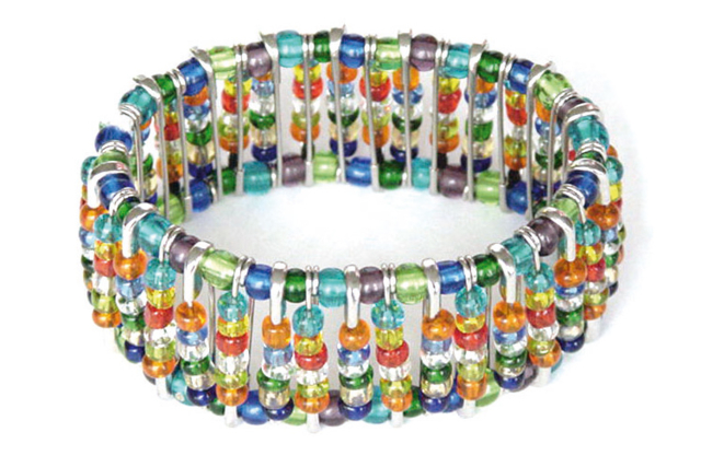 Pulsera con alfileres de seguridad: Idea Créa - Broches - 10doigts.fr