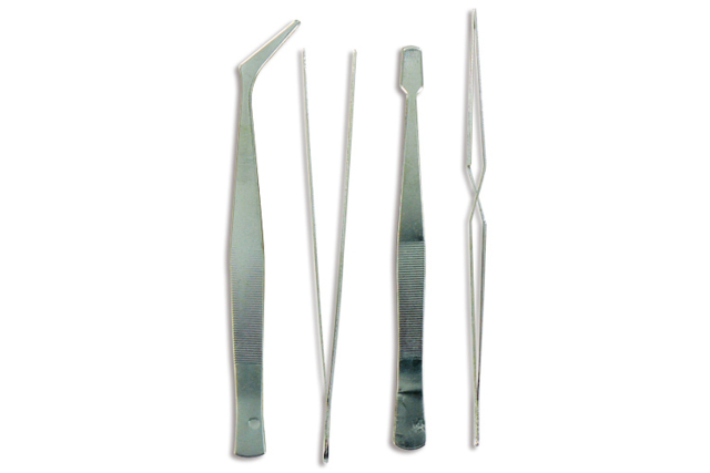 Set de 4 pinzas de precisión - Joint et outils pour mosaïques - 10doigts.fr