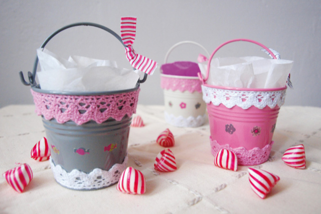 Mini Metal Bucket - 3 - Metal Supports - 10doigts.com - Supports en Métal - 10doigts.fr