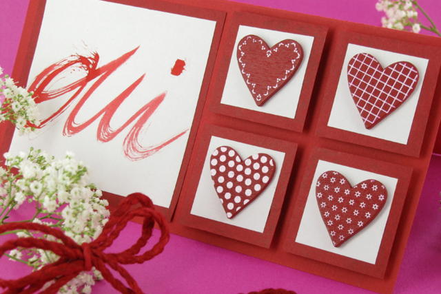 Corazones de madera decorados - Déco en bois peints - 10doigts.fr