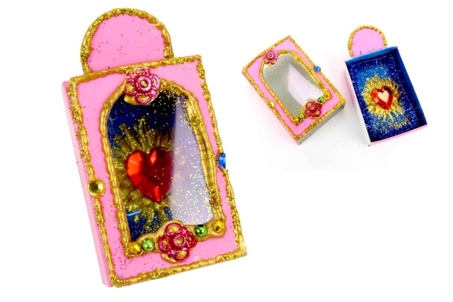 caja corazón totem - Boîtes et corbeilles en carton - 10doigts.fr