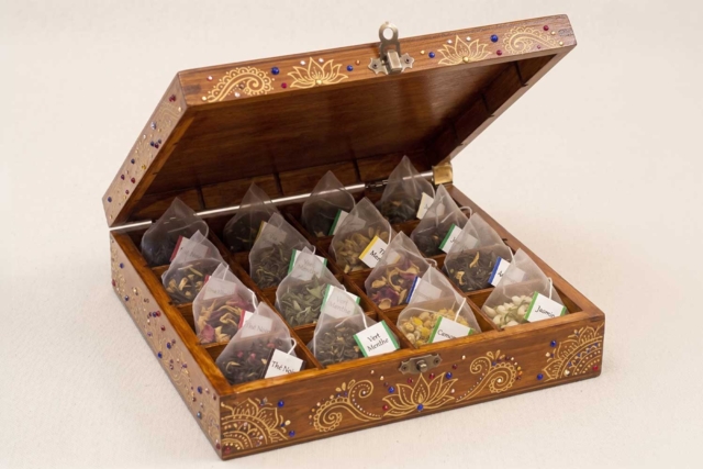 Caja organizadora de 16 compartimentos, 25 x 25 x 6,50 - Boîtes en bois - 10doigts.fr