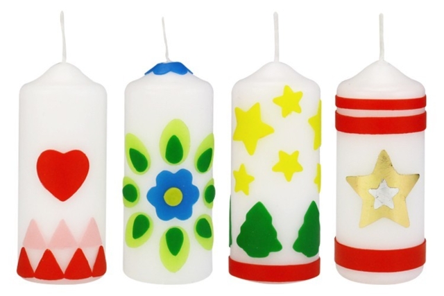 Velas blancas decoradas con placas de cera - Cires Bougies - 10doigts.fr