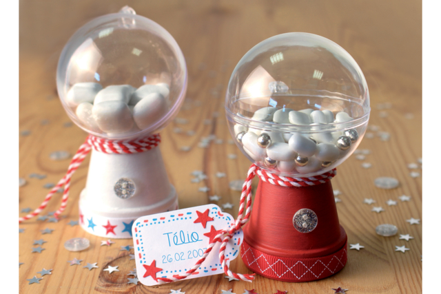 bola dispensadora de caramelos - Boules de Noël DIY - 10doigts.fr