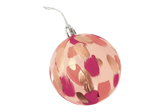 White Christmas Baubles - 39 Pieces - 3 - DIY Christmas Ornaments - 10doigts.com - Boules de Noël DIY - 10doigts.fr