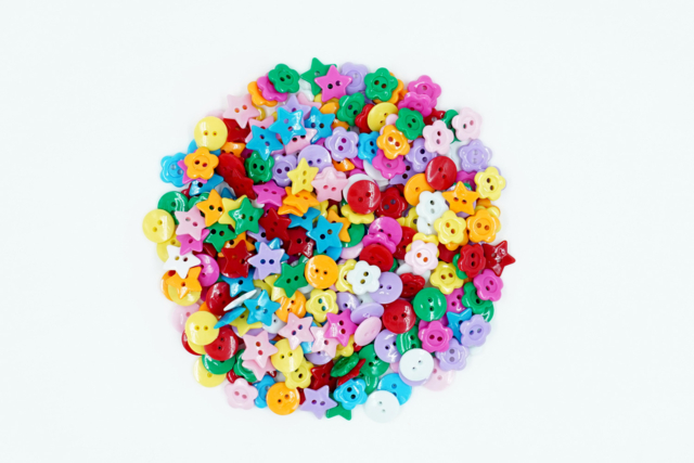 Assorted Adhesive Buttons - 300 Pieces - 3 - Buttons - 10doigts.com - Boutons fantaisie et décoratifs pour tous vos DIY - 10doigts.fr