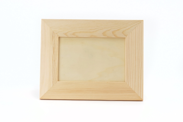 Wooden Photo Frame with Glass 23 x 18 cm - 1 - Wooden Photo Frames - 10doigts.com - Cadres photos en bois - 10doigts.fr