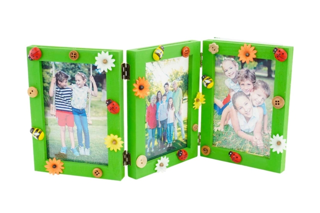 Double-Sided Wooden Triptych Frame - 3 - Wooden Photo Frames - 10doigts.com - Cadres photos en bois - 10doigts.fr