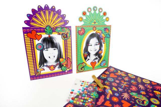 Fiesta Frames Kit + Accessories - 4 Frames - 3 - Creative Sticker Kits - 10doigts.com - Kits créatifs avec gommettes : le plein d’idées pour les petits artistes - 10doigts.fr