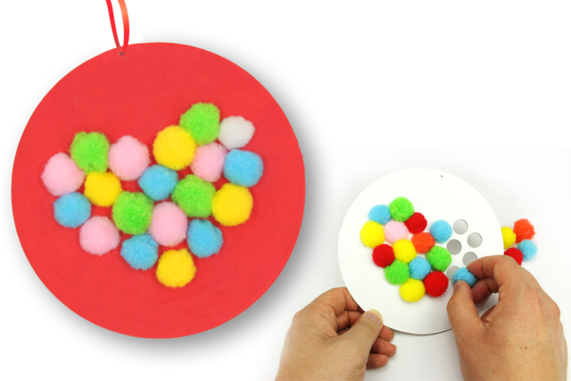 Pom Pom Heart Kit - 6 Pieces - 4 - Educational Kits - 10doigts.com - Kits éducatifs : le plaisir d'apprendre par la manipulation - 10doigts.fr
