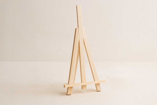 Caballete de madera (23.5 x 15.5 cm) - Chevalets pour enfants et supports d’exposition - 10doigts.fr