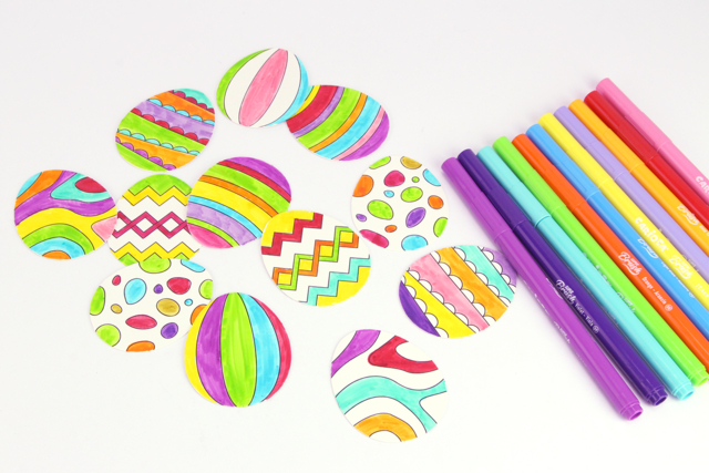 Easter Card Wreath - 3 - Easter Craft Kits - 10doigts.com - Kits créatifs Pâques - 10doigts.fr