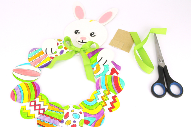 Easter Card Wreath - 5 - Easter Craft Kits - 10doigts.com - Kits créatifs Pâques - 10doigts.fr