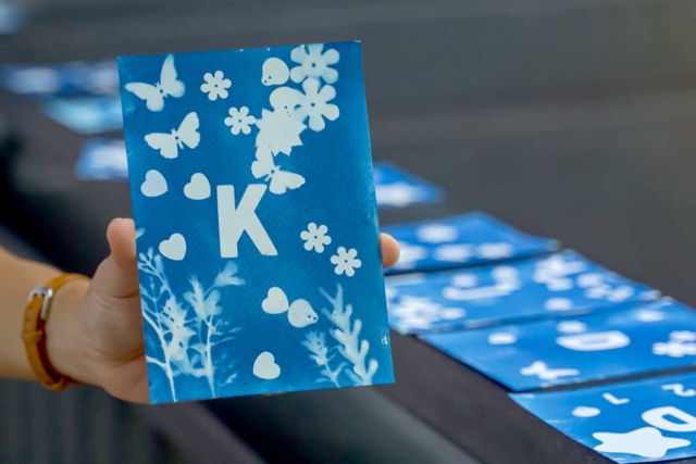 Pre-sensitized Cyanotype Sheets - 10 Sheets - 3 - Cyanotype - 10doigts.com - Le cyanotype : s'initier à la magie de la photographie solaire - 10doigts.fr