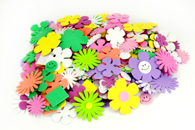 flores decorativas multicolores - Décorations fleurs et feuilles : ajoutez une touche de nature à toutes vos créations - 10doigts.fr