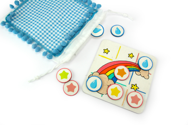 Customizable Tic-Tac-Toe Game - 4 - Wooden Games and Toys - 10doigts.com - Jeux et Jouets en bois - 10doigts.fr
