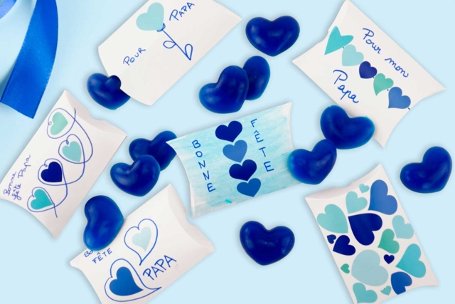 Kit de actividad jabones azules papá - Bases de savon - 10doigts.fr