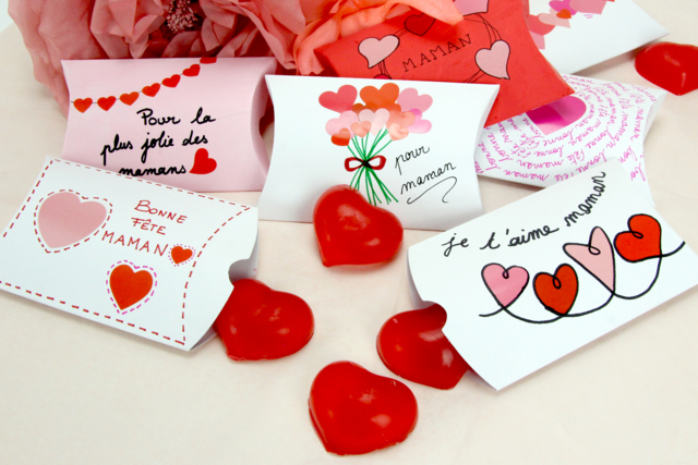Red Soap Activity Kit - 10 Soaps - 1 - Soap Bases - 10doigts.com - Bases de savon - 10doigts.fr