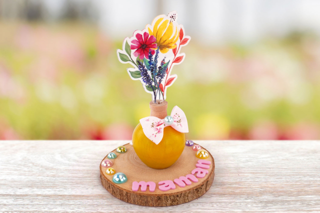 Mini Wooden Vases + Bouquets - 3 Pieces - 3 - Vases and Soliflores to Decorate - 10doigts.com - Vases et soliflores à décorer - 10doigts.fr