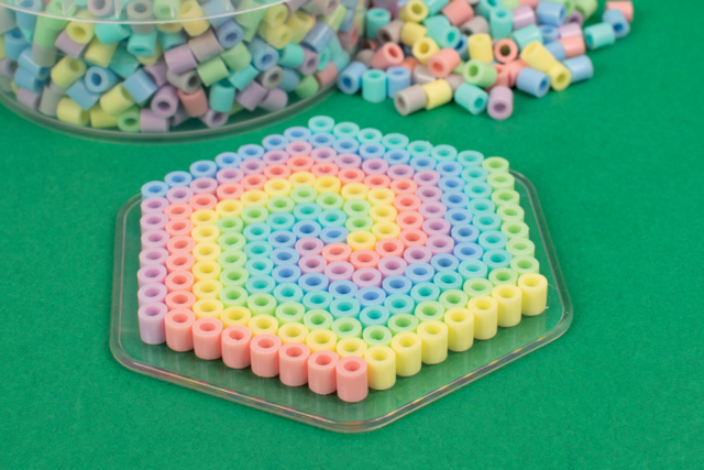 Iron-on Fuse Beads - Pastel Colors - 4 - 5 mm Ironing Beads - 10doigts.com - Perles à repasser 5 mm - 10doigts.fr