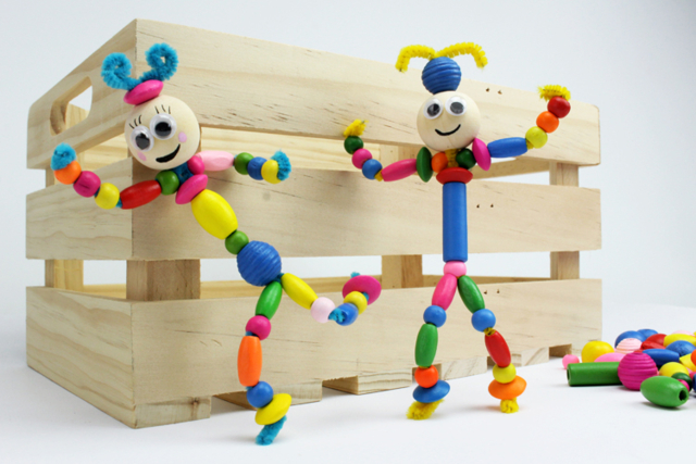 Character Making Kit with Beads - 12 Characters - 1 - Building Games - 10doigts.com - Jeux de construction - 10doigts.fr