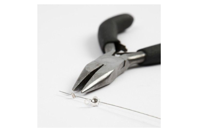 Pinza plana - Bijoux en fil alu - Techniques de Bijoux - 10doigts.fr