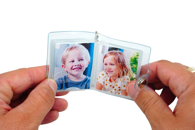 Photo Album Keychains - 4 Pieces - 4 - Keychains - 10doigts.com - Porte-clés - 10doigts.fr
