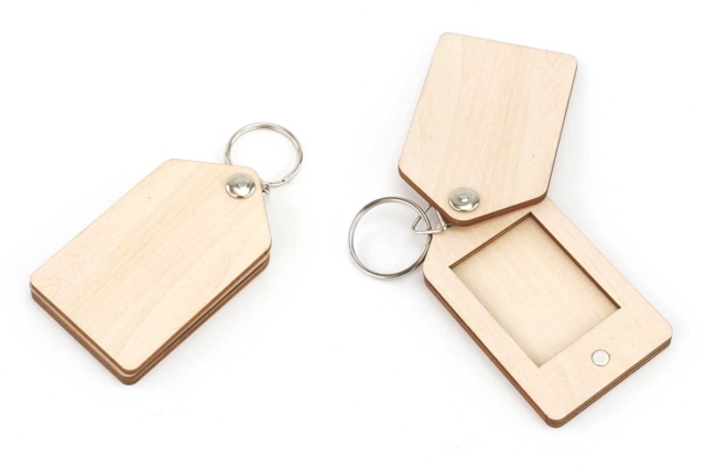 Wooden Identity Photo Keyring - 7 - Wooden Jewelry and Keychains - 10doigts.com - Bijoux et porte-clefs en bois - 10doigts.fr