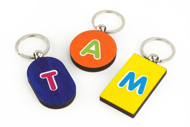 Assorted Wooden Keychains - 30 Pieces - 6 - Wooden Jewelry and Keychains - 10doigts.com - Bijoux et porte-clefs en bois - 10doigts.fr