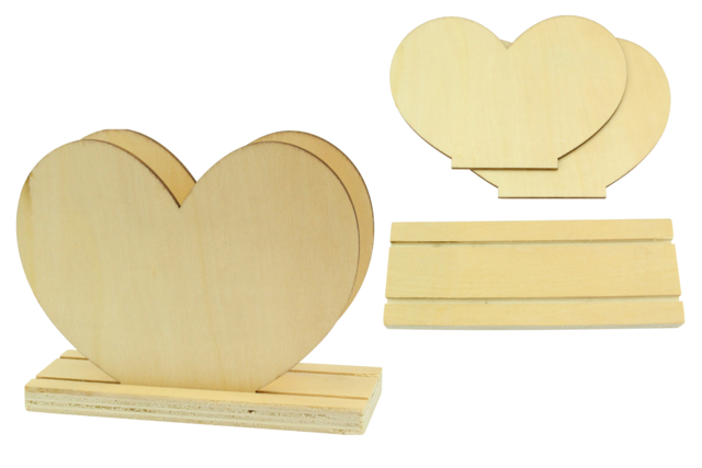 Wooden Heart Mail Holder - 1 - Office Supplies - 10doigts.com - Objets pour le bureau : personnalisez votre espace de travail - 10doigts.fr