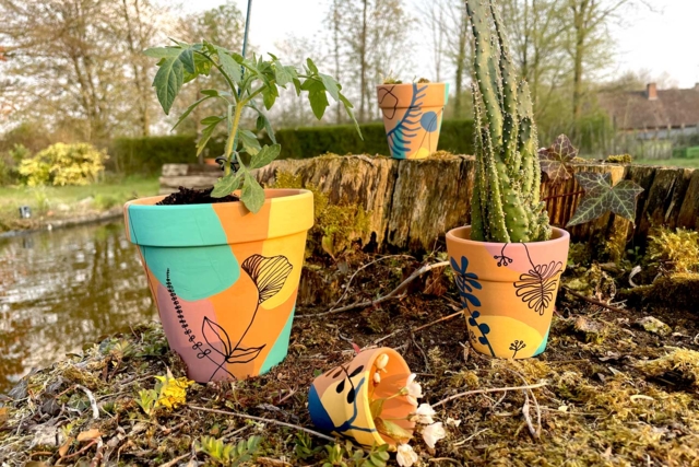 Terracotta Pots - Size of Your Choice - 10 - Decorative Ceramic Supports - 10doigts.com - Supports en céramique à décorer - 10doigts.fr