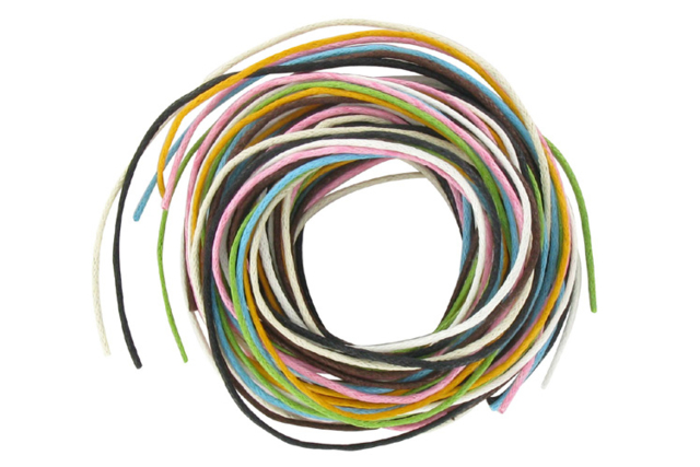 Waxed Cotton Cords, Ø 1 mm - 8 Pieces - 1 - Cotton Thread, Skein - 10doigts.com - Fils pour bracelets brésiliens - 10doigts.fr