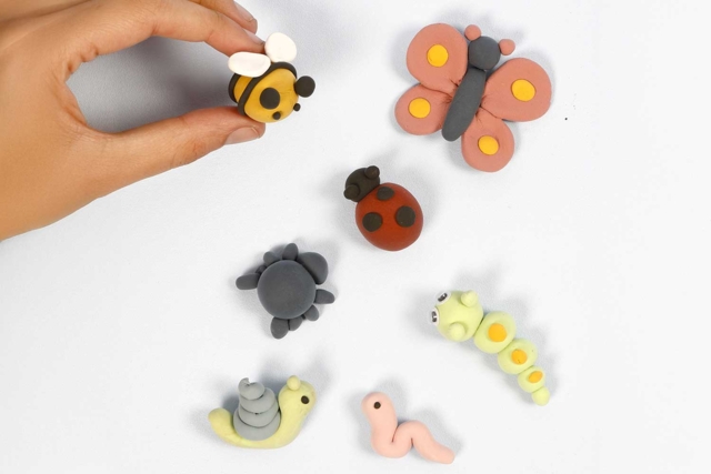 arcilla de seda pastel insectos - Pâtes à modeler autodurcissantes - 10doigts.fr