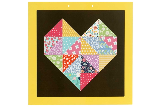 Heart Canvas Kit, Patchwork Effect - 6 Canvases - 4 - Paper Craft Kits - 10doigts.com - Kits créatifs en Papier - 10doigts.fr