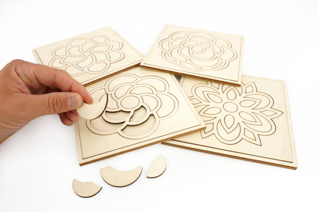 Wooden Flower Puzzle Boards - 4 Pieces - 4 - Puzzles - 10doigts.com - Puzzles - 10doigts.fr